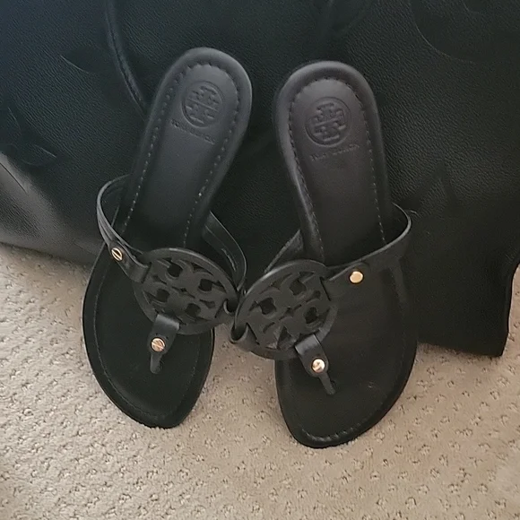 Tory Burch sandals Black and Tan size 8 - Picture 3 of 8